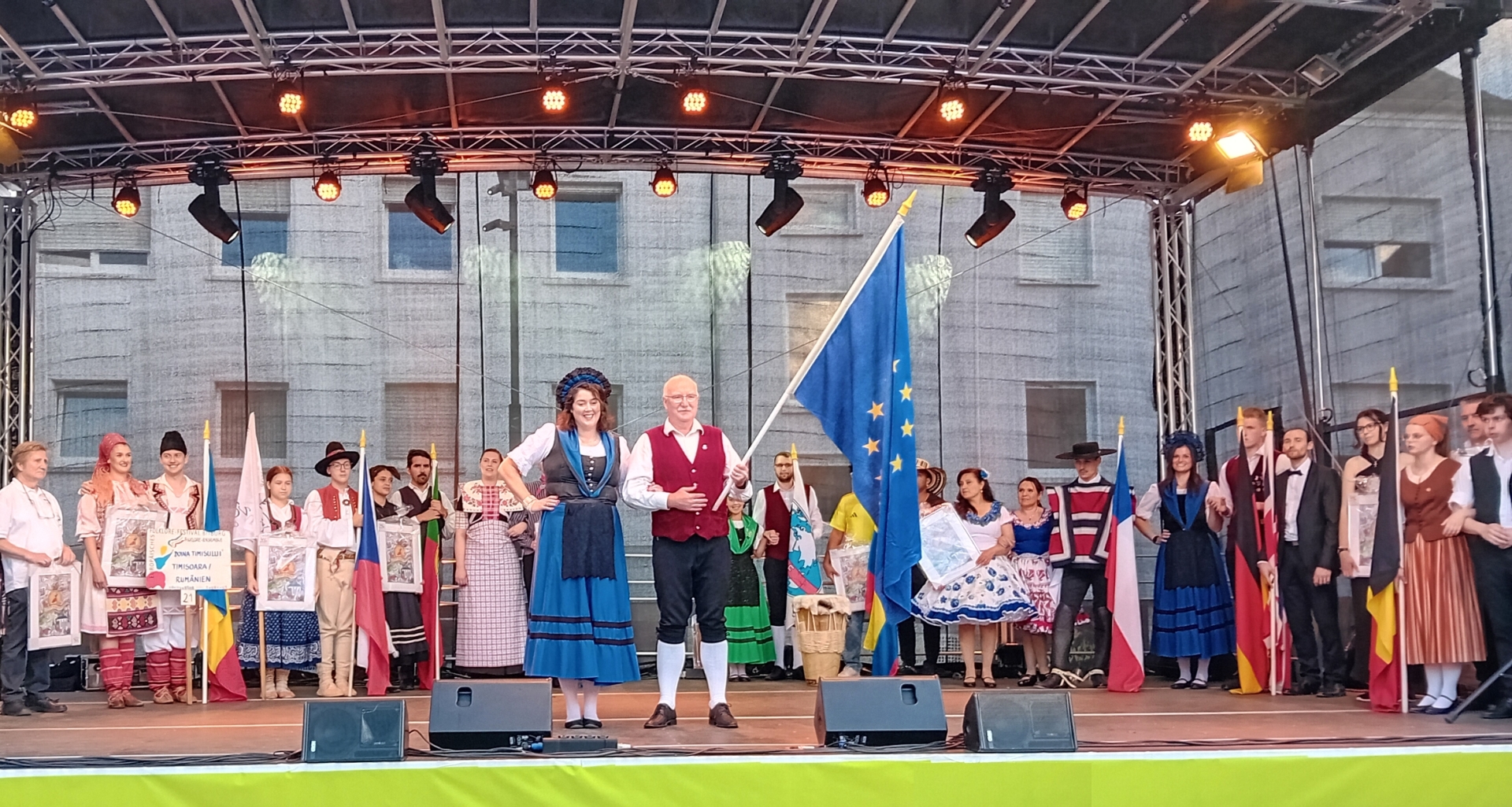 Wie beim Folklore-Festival pflegt die Stadt Bitburg auch mit ihren  Partnerstädten internationale Freundschaften